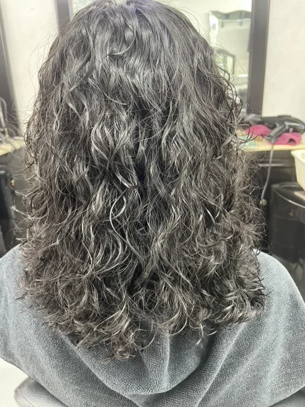 Korean style haircut color blowout